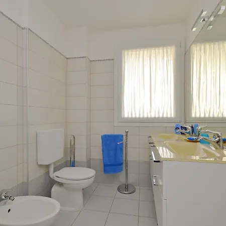 Apartment Mare-2 By Interhome